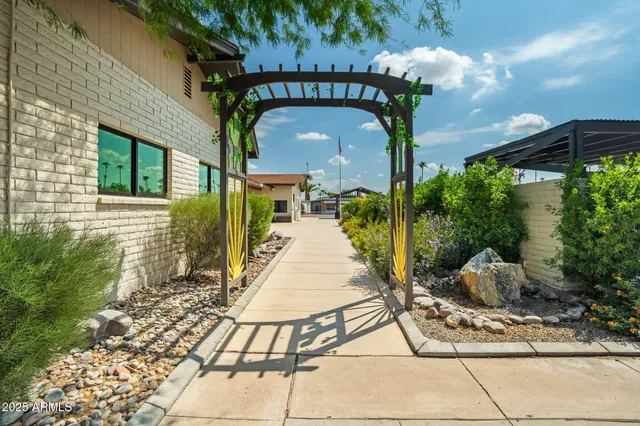 $38,000 | 305 South Val Vista Drive, Unit 383, Mesa, AZ 85204