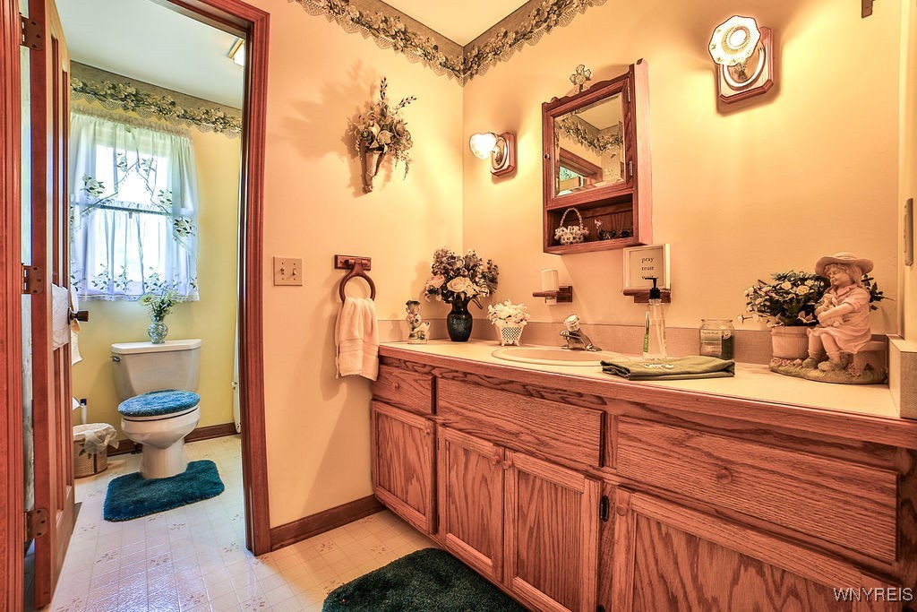 4590 Beach Ridge Road Pendleton, NY 14094 - Photo 28 of 50