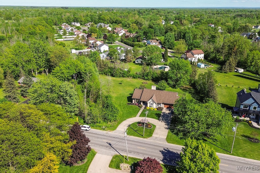 4590 Beach Ridge Road Pendleton, NY 14094 - Photo 8 of 50