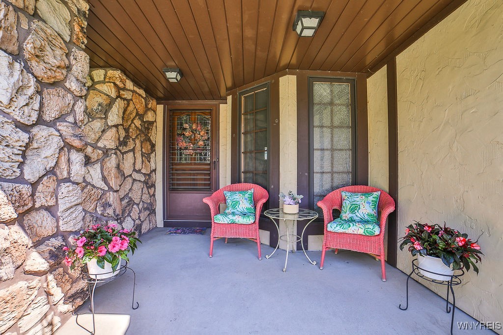 4590 Beach Ridge Road Pendleton, NY 14094 - Photo 10 of 50