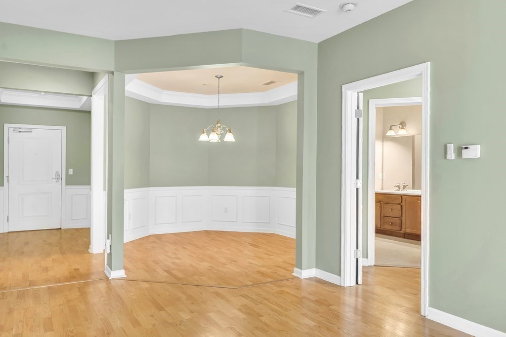 87 Clocktower Drive, Unit 2206 Waltham, MA 02452 - Photo 9 of 30