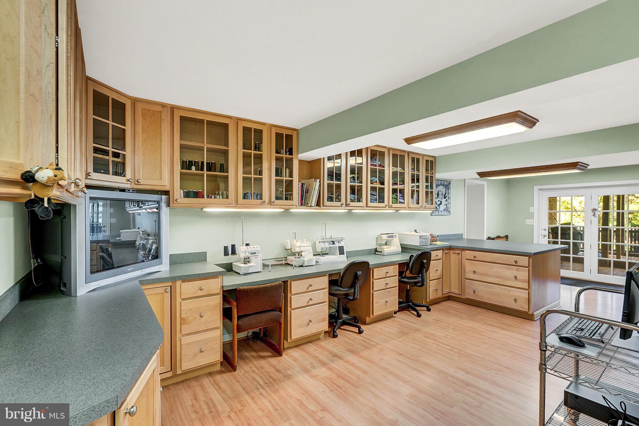 10070 Lees Mill Road Warrenton, VA 20186 - Photo 15 of 30 Hobby room