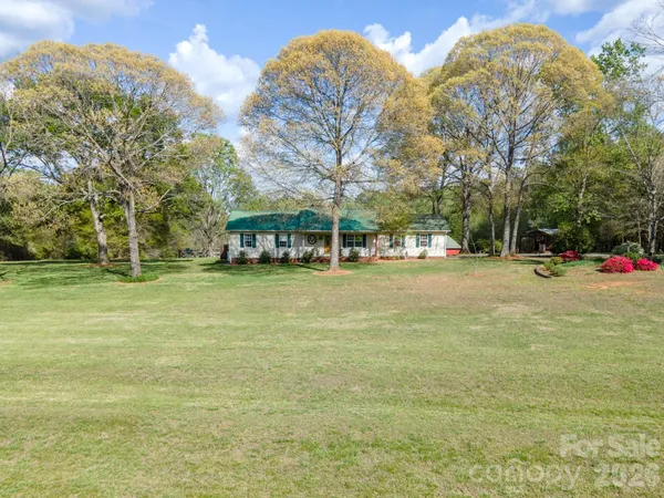 $470,500 | 284 Blossom Hill Road, Lincolnton, NC 28092