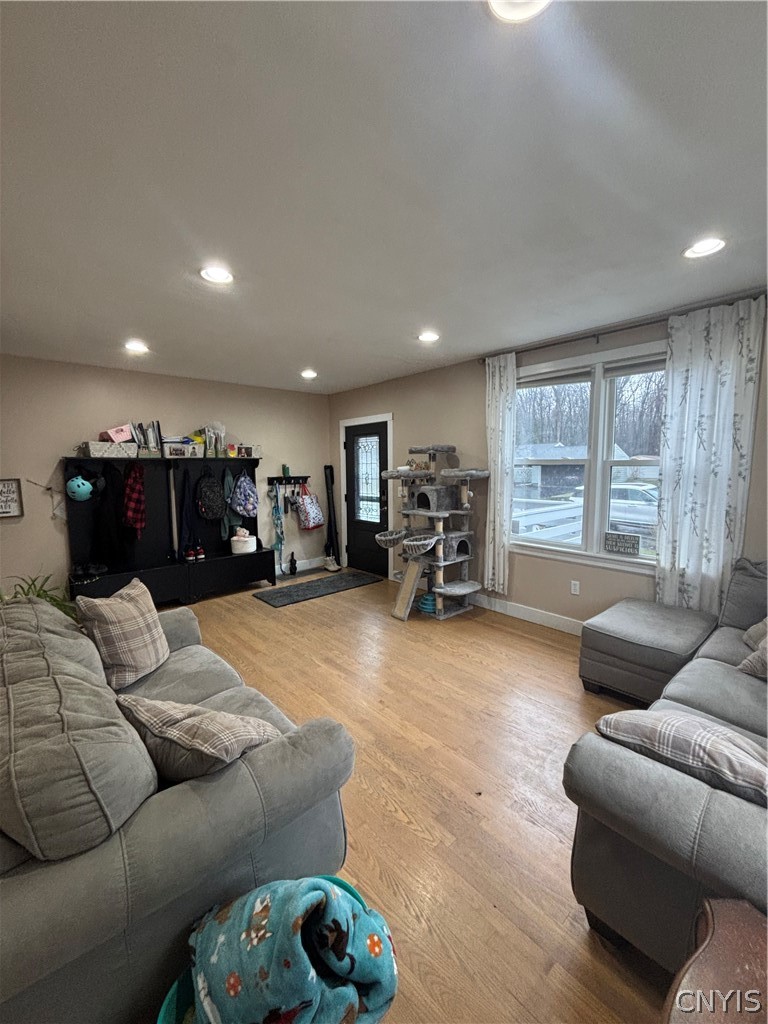 23 Phillips Street Lysander, NY 13027 - Photo 6 of 28
