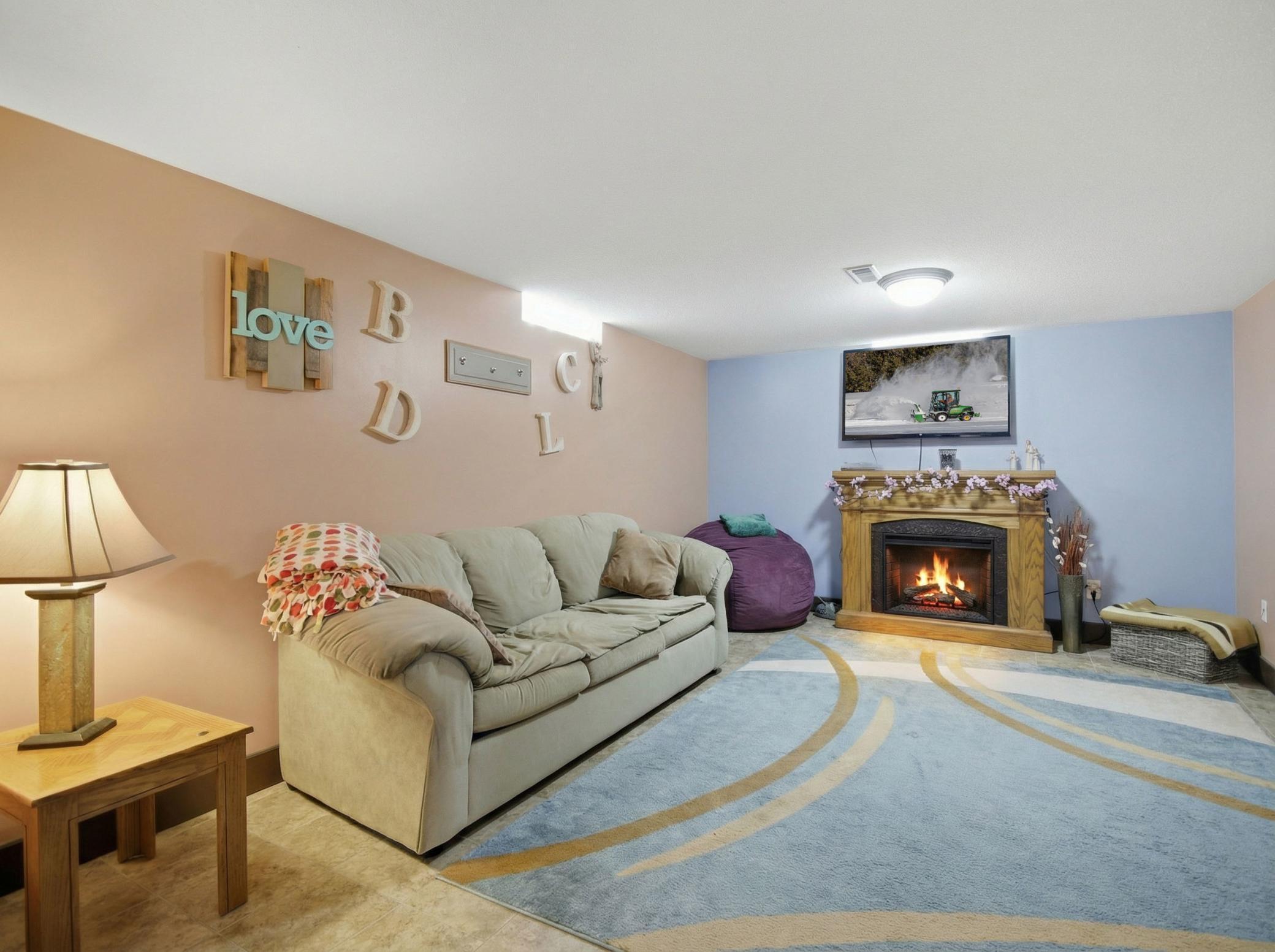 238 13th Street Southwest Owatonna, MN 55060 - Photo 17 of 48