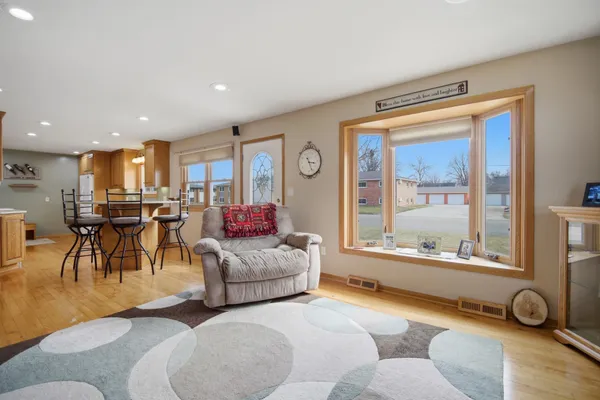 $349,900 | 238 13th Street Southwest, Owatonna, MN 55060