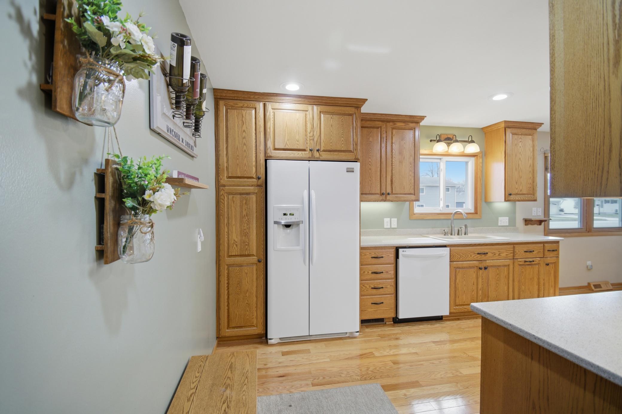 238 13th Street Southwest Owatonna, MN 55060 - Photo 10 of 48