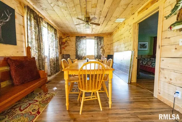 $275,000 | 160S South Iron Furnace Road, Elizabethtown, IL 62931