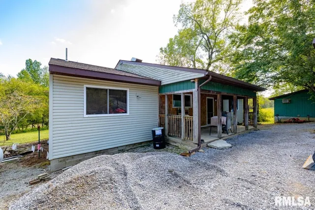 $275,000 | 160S South Iron Furnace Road, Elizabethtown, IL 62931