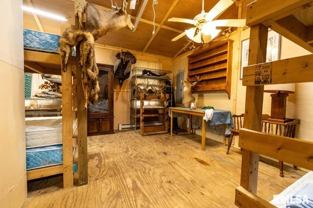 $275,000 | 160S South Iron Furnace Road, Elizabethtown, IL 62931