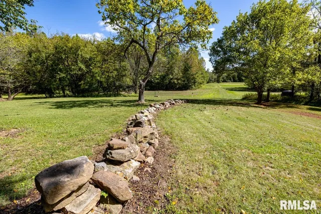 $275,000 | 160S South Iron Furnace Road, Elizabethtown, IL 62931