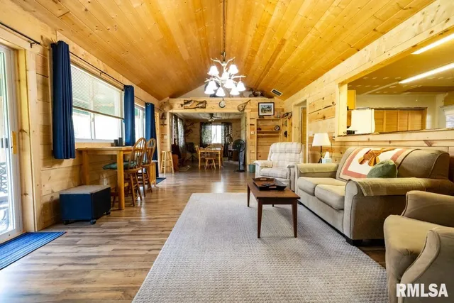 $275,000 | 160S South Iron Furnace Road, Elizabethtown, IL 62931