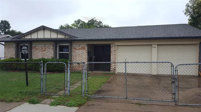 $1,750 | 7311 Albert Williams Drive, Dallas, TX 75241