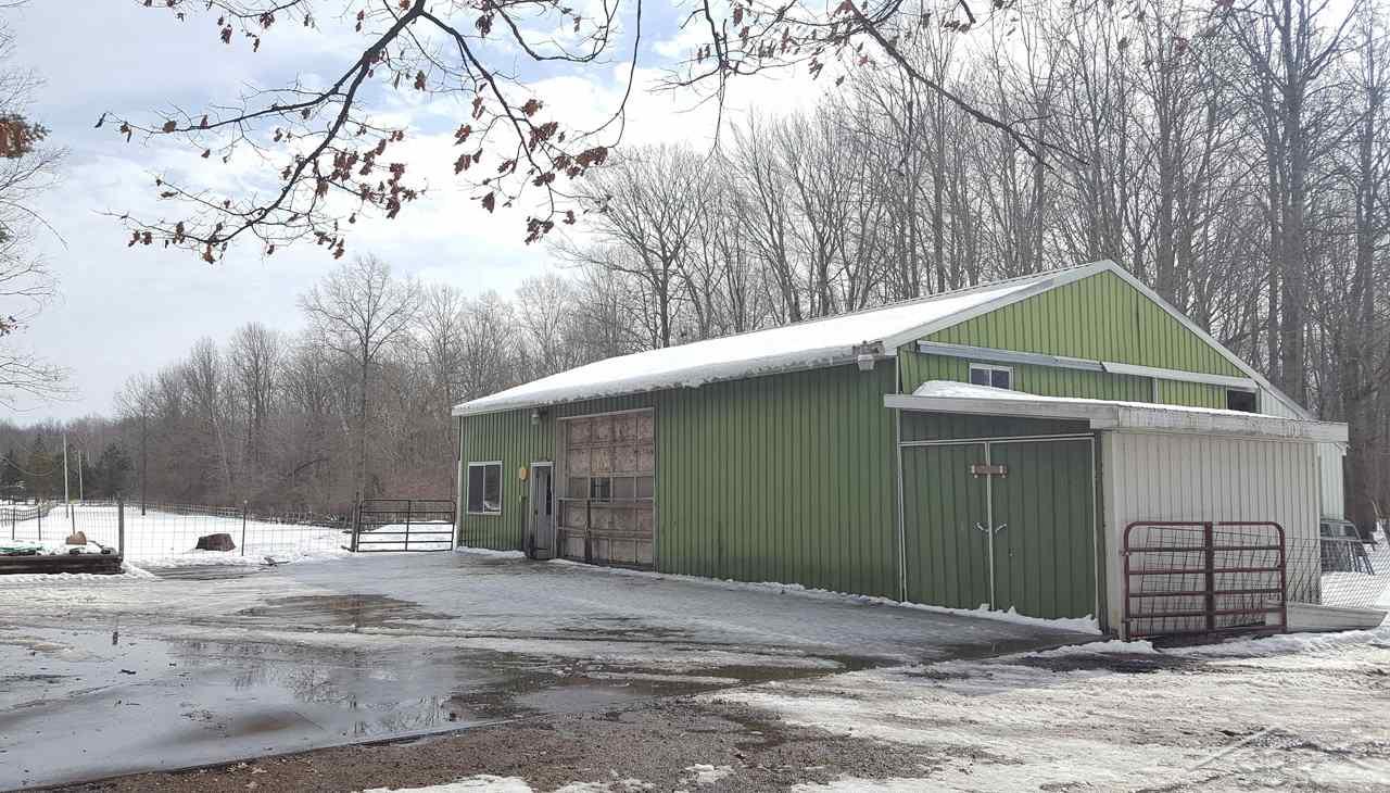 4800 South Orr Road Hemlock, MI 48626 - Photo 35 of 64 50034876-34.JPG