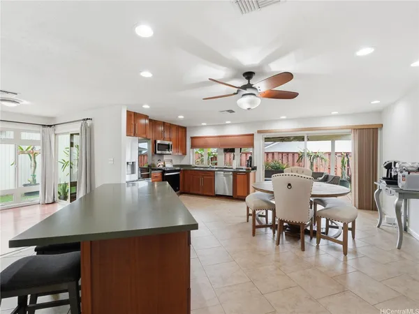 $1,149,000 | 94-1075 Leko Place, Waipahu, HI 96797