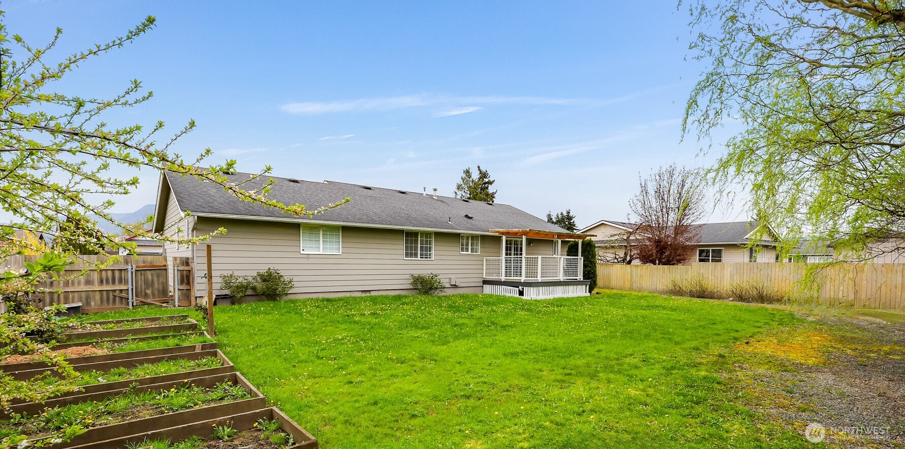 501 Shuksan Way Everson, WA 98247 - Photo 17 of 32