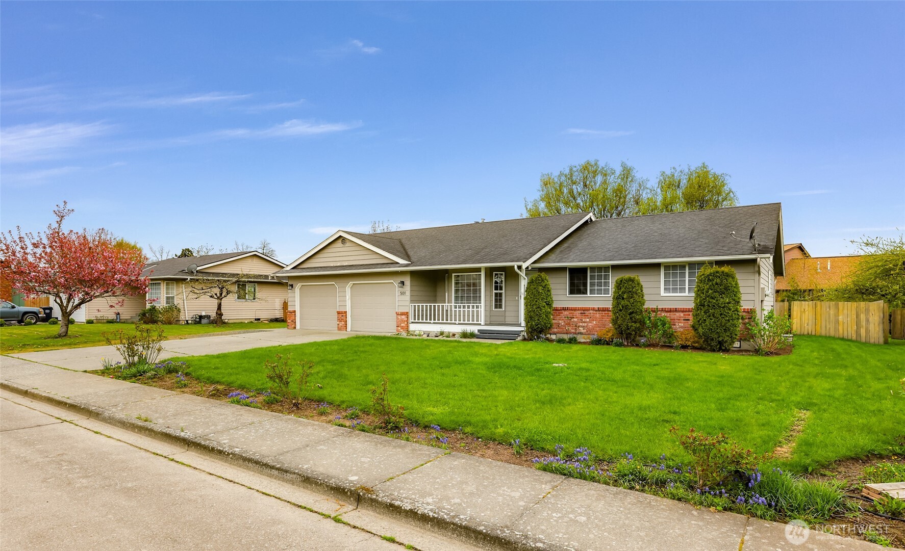 501 Shuksan Way Everson, WA 98247 - Photo 18 of 32