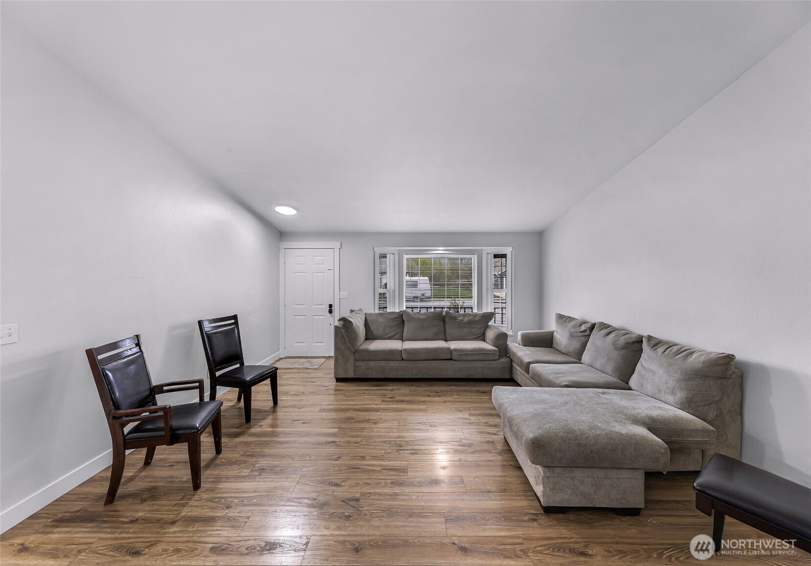501 Shuksan Way Everson, WA 98247 - Photo 3 of 32