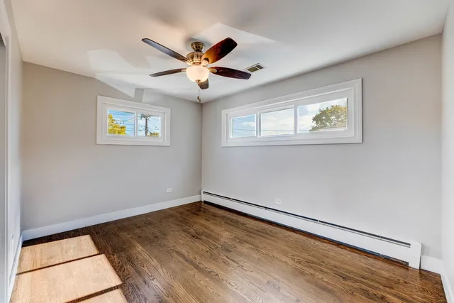 $379,000 | 4856 Wick Drive, Oak Lawn, IL 60453