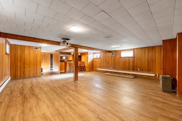 $379,000 | 4856 Wick Drive, Oak Lawn, IL 60453