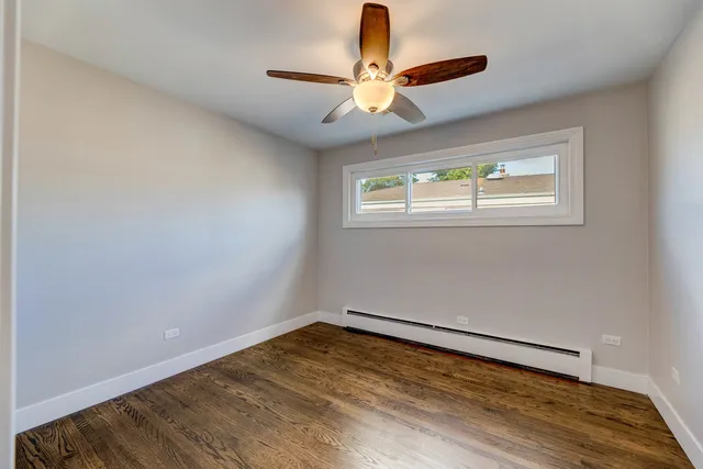 $379,000 | 4856 Wick Drive, Oak Lawn, IL 60453