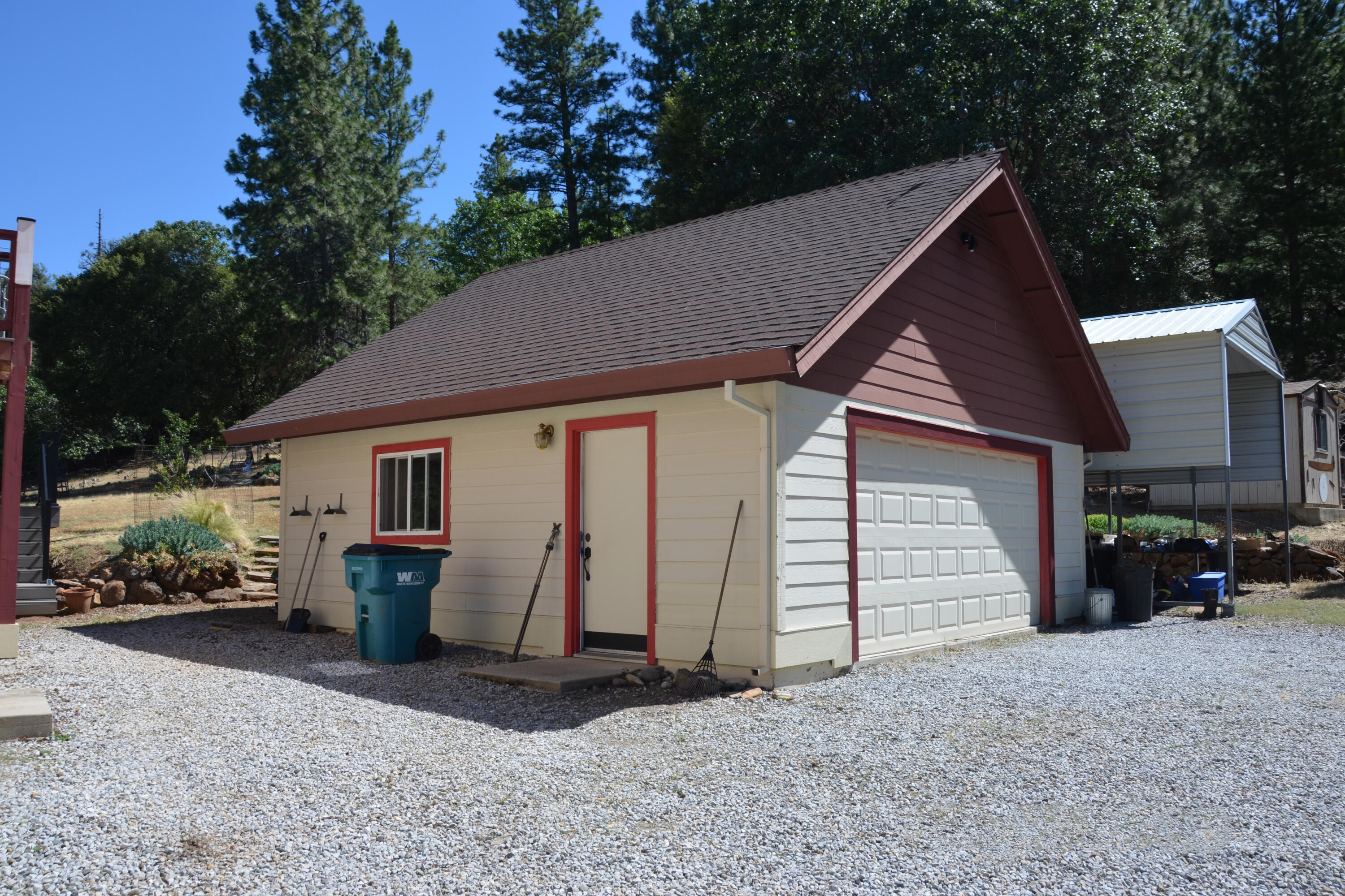 31300 Miller Mountain Road Whitmore, CA 96096 - Photo 6 of 38 31300 garage