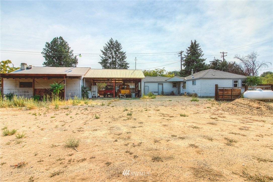 427 Keys Road Yakima, WA 98901 - Photo 1 of 21