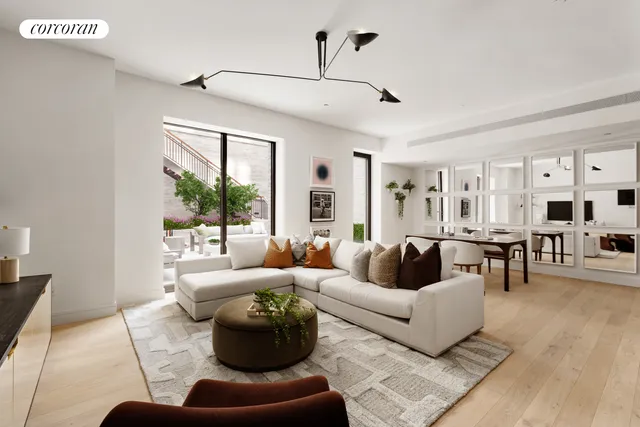 $8,950,000 | 428 West 19th Street, Unit THA | Chelsea