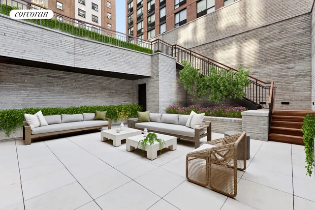 $8,950,000 | 428 West 19th Street, Unit THA | Chelsea