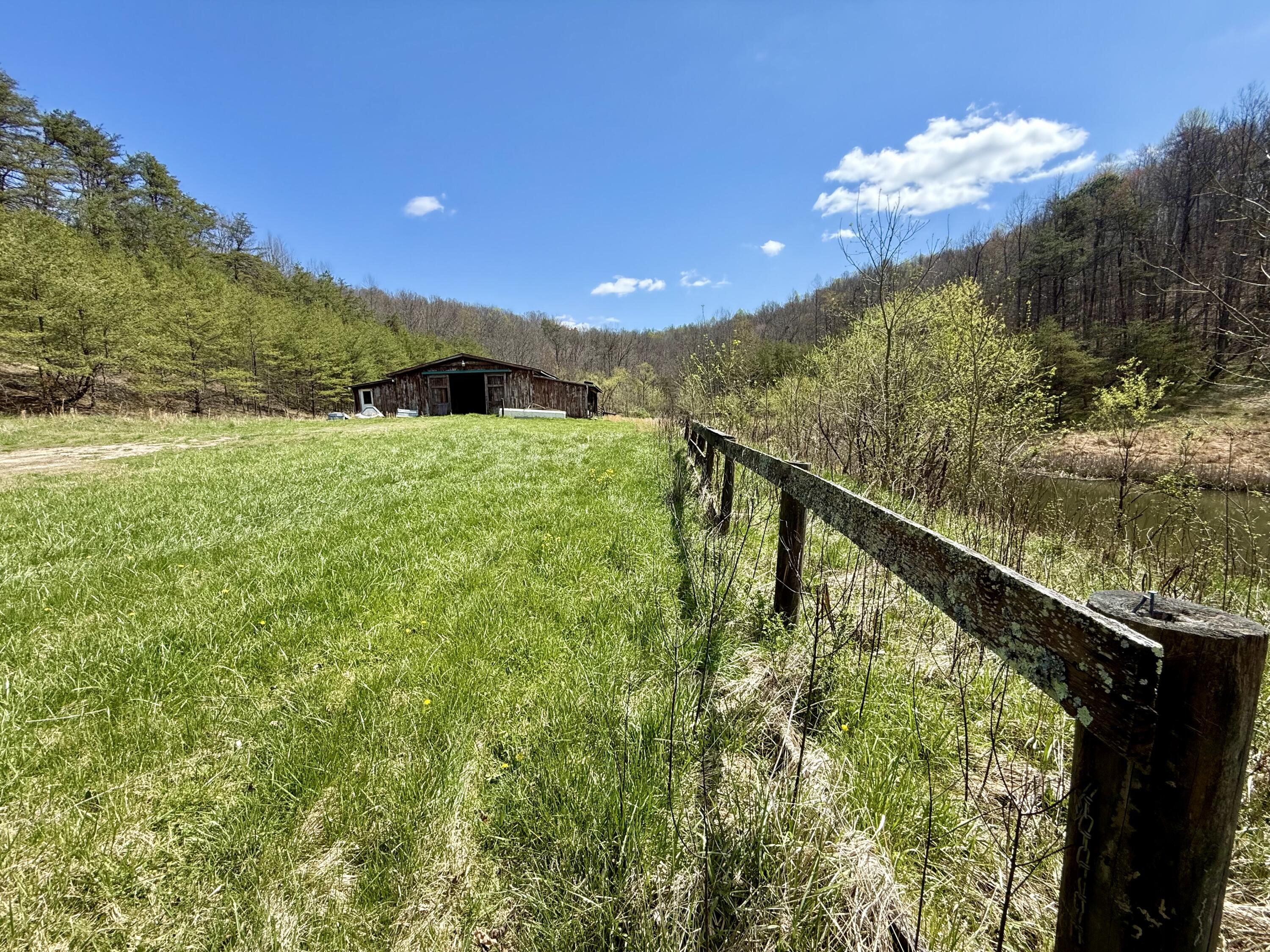 1870 Seas Branch Road Morehead, KY 40351 - Photo 11 of 15 IMG_3767