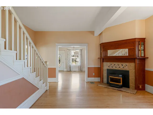 $619,900 | 356 West Water Street, Stayton, OR 97383