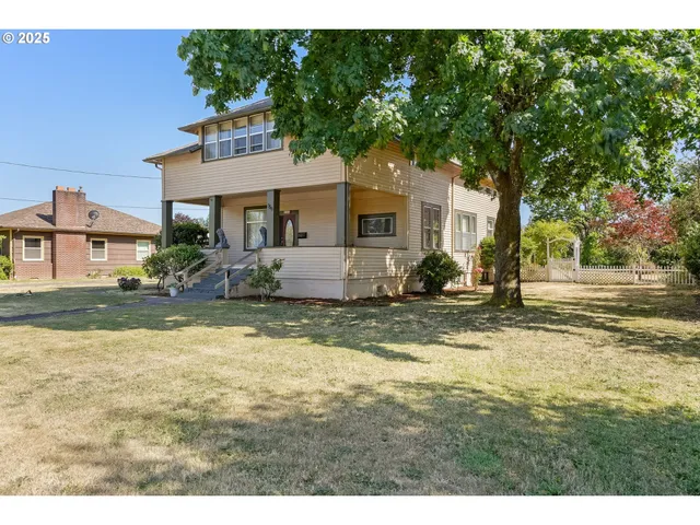 $619,900 | 356 West Water Street, Stayton, OR 97383