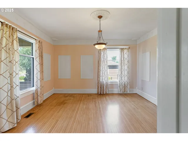 $619,900 | 356 West Water Street, Stayton, OR 97383