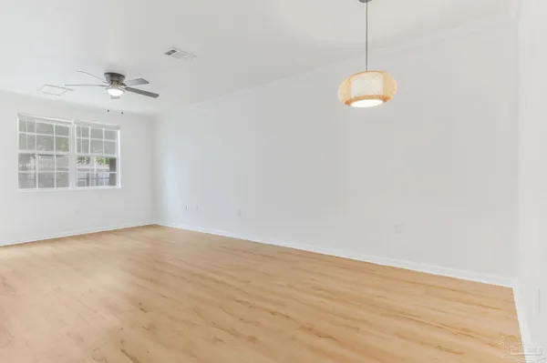 $2,000 | 7095 North Blue Angel Parkway, Unit 102, Pensacola, FL 32526