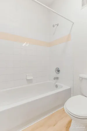 $2,000 | 7095 North Blue Angel Parkway, Unit 102, Pensacola, FL 32526