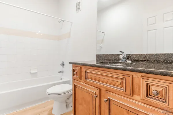 $2,000 | 7095 North Blue Angel Parkway, Unit 102, Pensacola, FL 32526