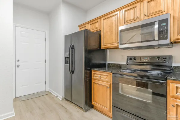 $2,000 | 7095 North Blue Angel Parkway, Unit 102, Pensacola, FL 32526