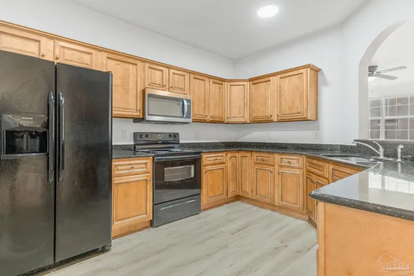 $2,000 | 7095 North Blue Angel Parkway, Unit 102, Pensacola, FL 32526