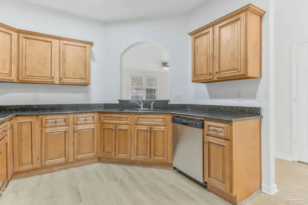 $2,000 | 7095 North Blue Angel Parkway, Unit 102, Pensacola, FL 32526