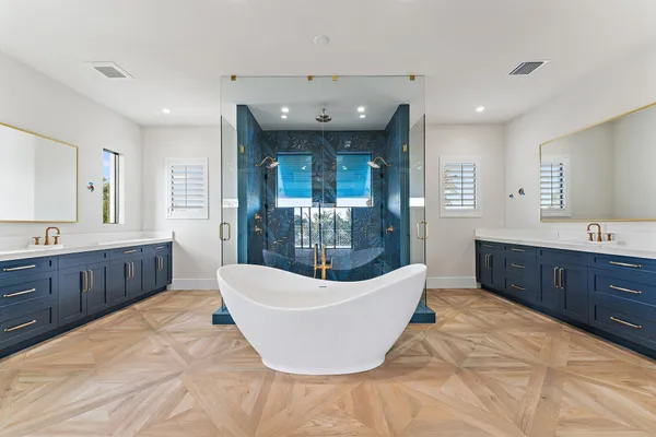 $8,950,000 | 24 Leeward Circle, Tequesta, FL 33469