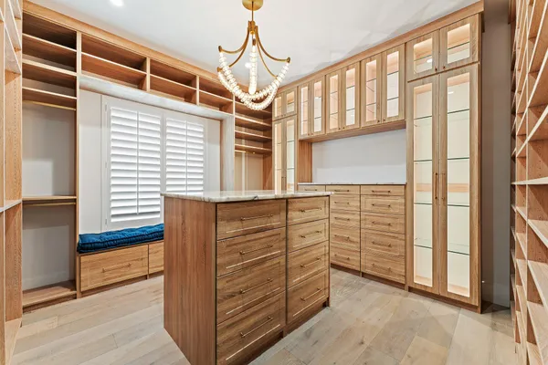 $8,950,000 | 24 Leeward Circle, Tequesta, FL 33469