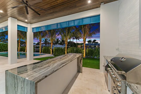 $8,950,000 | 24 Leeward Circle, Tequesta, FL 33469