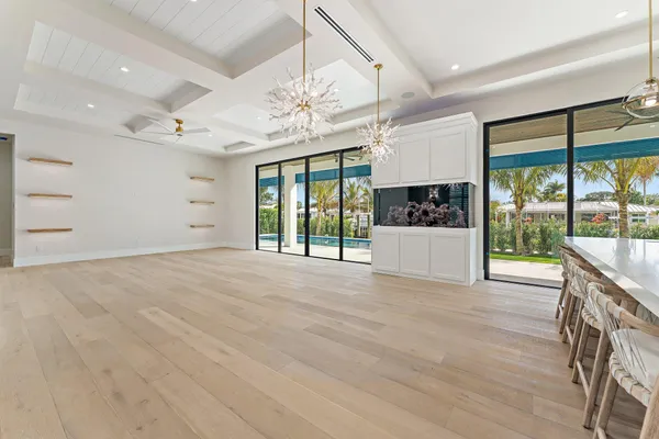 $8,950,000 | 24 Leeward Circle, Tequesta, FL 33469