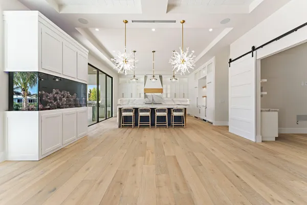 $8,950,000 | 24 Leeward Circle, Tequesta, FL 33469