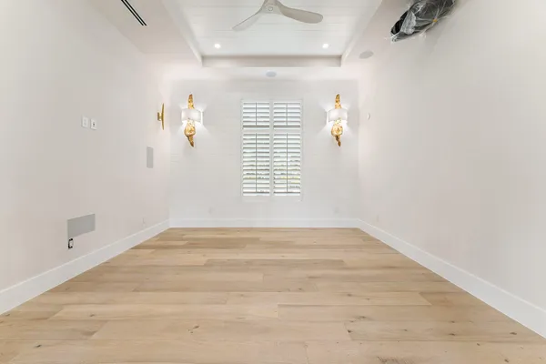 $8,950,000 | 24 Leeward Circle, Tequesta, FL 33469