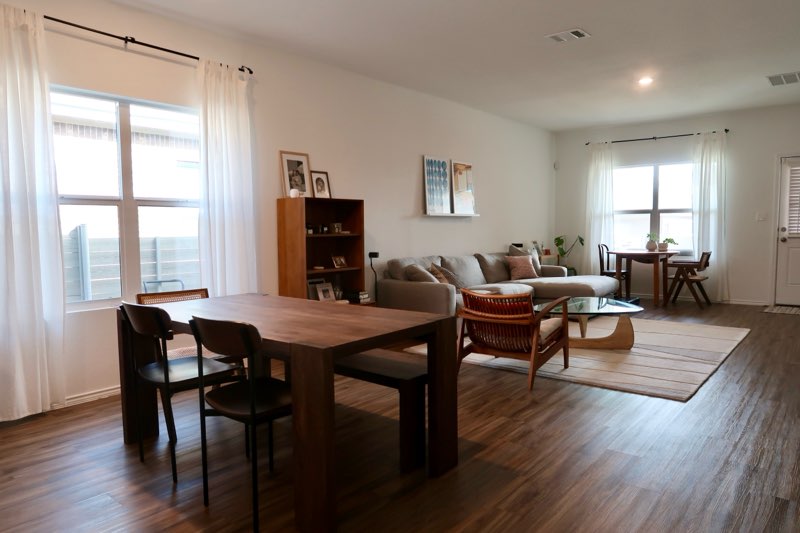 113 Blue Blaze Trail Georgetown, TX 78628 - Photo 7 of 20