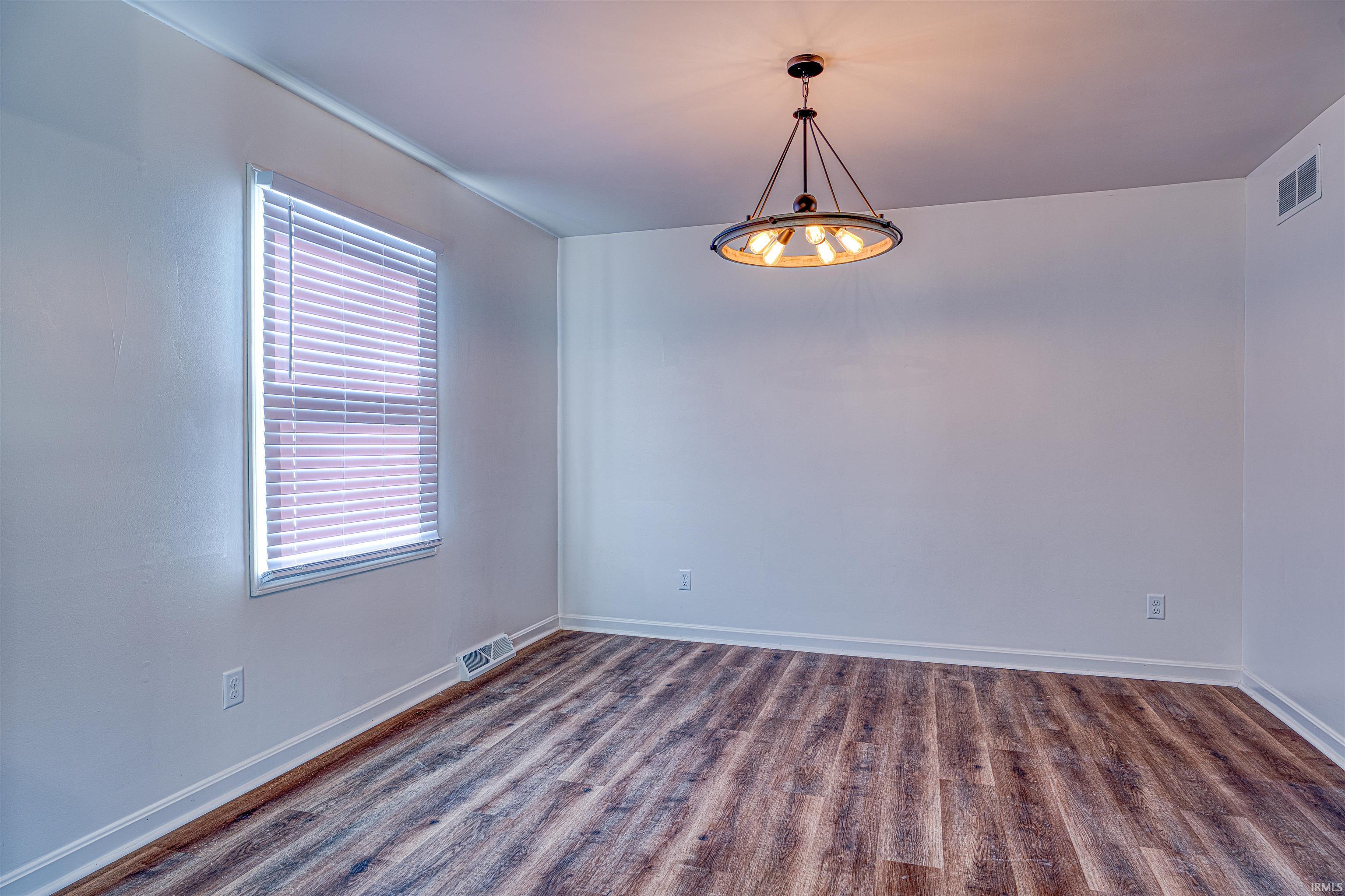 7699 Georgia Lane Newburgh, IN 47630 - Photo 7 of 30