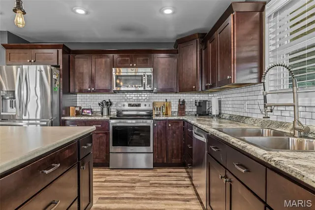 $489,000 | 1037 Madison 207, Fredericktown, MO 63645