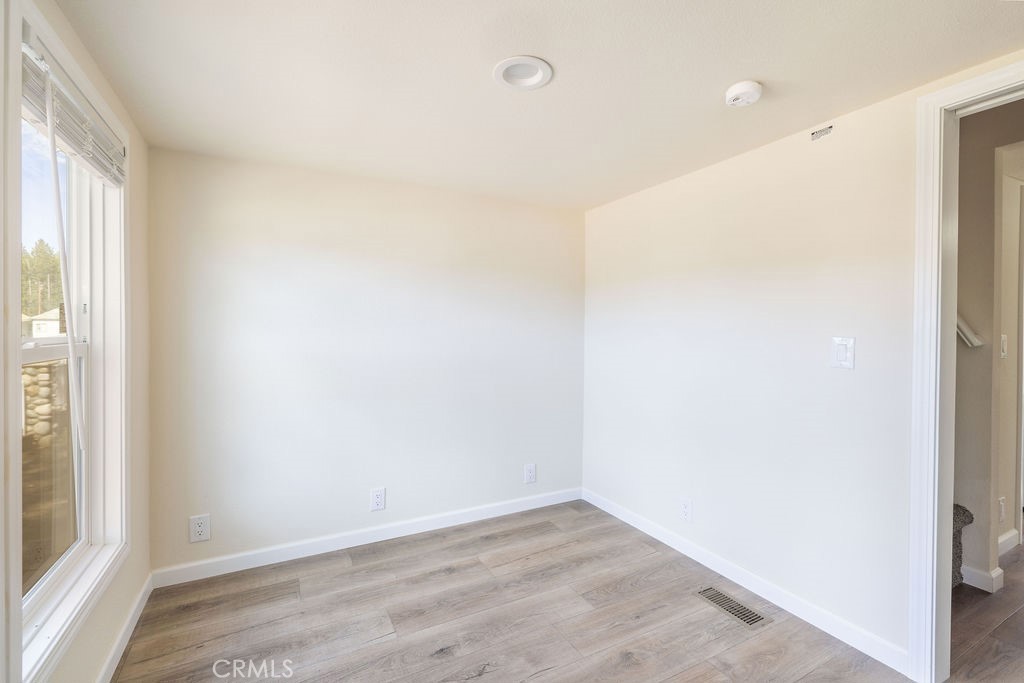 547 Alden Road, Unit RV10 Big Bear Lake, CA 92315 - Photo 13 of 17