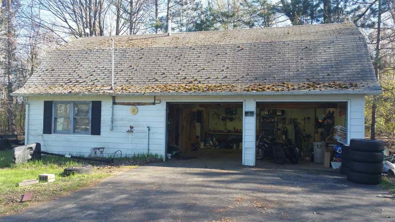 7761 North Sheridan Road Edmore, MI 48829 - Photo 14 of 24 1830901-13.JPG